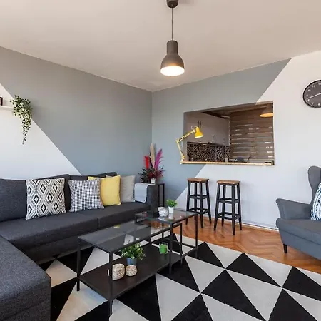 Cihangir Apartmenst *